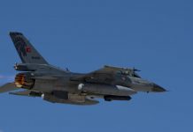 Παραλίγο ατύχημα στο Αιγαίο: Τουρκικό F-16 έφθασε σε κοντινή απόσταση από ελληνικό Super Puma