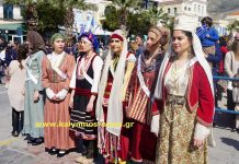 Κάλυμνος: Πλημμύρισε παραδοσιακές φορεσιές στην παρέλαση για την ενσωμάτωση με την Ελλάδα (Εικόνες)