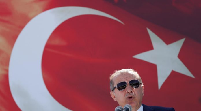 Τουρκία: Συμπολίτευση και αντιπολίτευση «κέρδισαν» στην Κωνσταντινούπολη