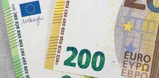 ΕΚΤ: Σε κυκλοφορία τα νέα χαρτονομίσματα 100 και 200 ευρώ