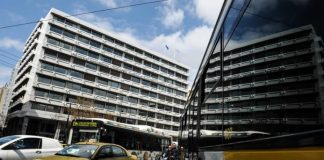 Υπ. Οικονομικών: Η ΕΛΣΤΑΤ επιβεβαιώνει την αύξηση του εισοδήματος της μεσαίας τάξης
