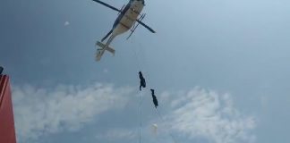 Εντυπωσιακή επίδειξη των ΕΚΑΜ στη ΔΕΘ υπό το βλέμμα του Κ. Μητσοτάκη