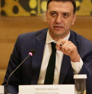 Αποφασισμένος για την εφαρμογή του αντικαπνιστικού νόμου ο Β. Κικίλιας