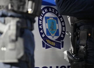 Με βαρύ ποινικό παρελθόν ο Αλβανός που σήκωσε όπλο σε αστυνομικούς στο Μικρολίμανο