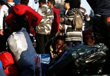 Στο λιμάνι του Πειραιά άλλοι 168 μετανάστες από Λέσβο και Χίο