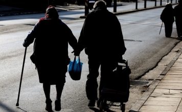 Εφιάλτης το δημογραφικό: Ο πληθυσμός της Ελλάδας αναμένεται να φτάσει τα 8 εκατ.