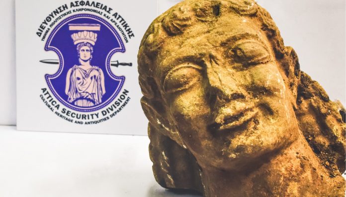 24122019kouros003