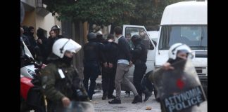 Παρουσία τριών εισαγγελέων η αστυνομική επιχείρηση στο Κουκάκι