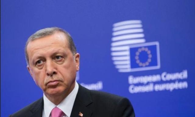Στις Βρυξέλλες μεταβαίνει εκτάκτως ο Ερντογάν
