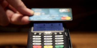 Αυξάνεται από σήμερα το όριο των ανέπαφων συναλλαγών
