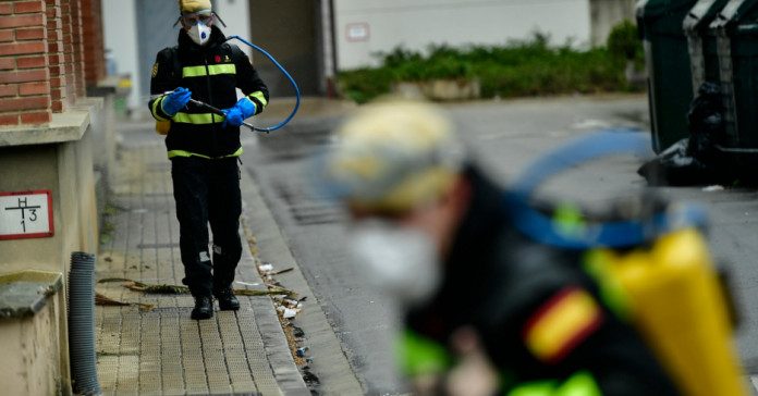 Ισπανία: 864 νέους θανάτους κατά το τελευταίο 24ωρο