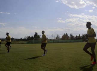 Super League: «Πράσινο φως» για ομαδικές προπονήσεις