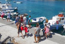 Βαρόμετρο οι πρώτες αφίξεις τουριστών στην Ελλάδα