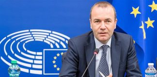 Μ. Bέμπερ: Θα κάνουμε τα πάντα για να βοηθήσουμε την Ελλάδα να προστατέψει τα σύνορά της