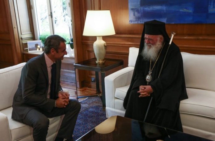 Ιερώνυμπς-741x486