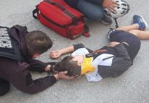Θεσσαλονίκη: Σωτήρια επέμβαση αστυνομικού για 13χρονο τραυματία τροχαίου