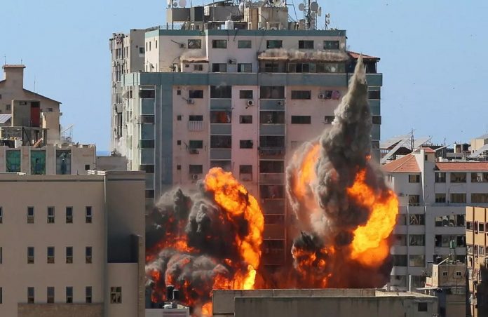 2021-05-15T153405Z_1781652569_RC2FGN97Z07T_RTRMADP_3_ISRAEL-PALESTINIANS-TOWER-MEDIA