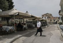 Από Σεπτέμβριο η κανονικότητα χωρίς μάσκες: Πότε θα απαλλαγούμε από τον κορωνοϊό