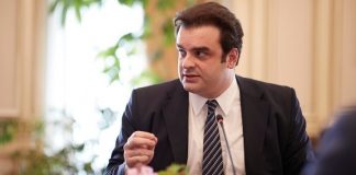 Κυρ. Πιερρακάκης: Πώς θα λειτουργεί η «κάρτα ελευθερίας»
