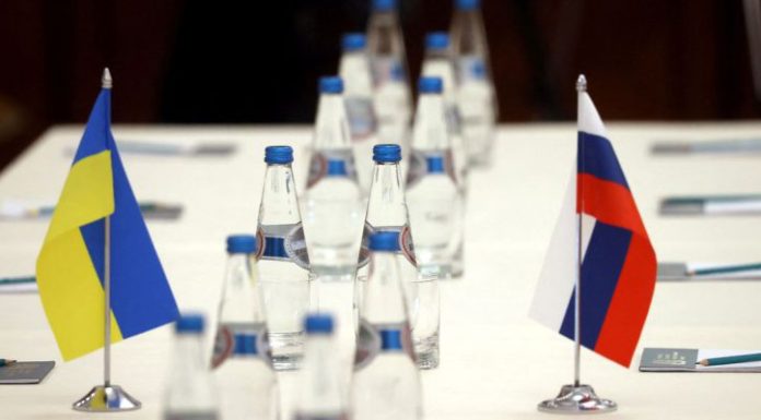 Δεύτερος γύρος συνομιλιών Μόσχας-Κιέβου σήμερα: Έτοιμη η ρωσική αντιπροσωπεία