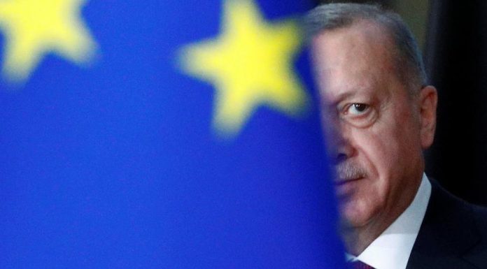 ΕΕ: Κόλαφος για την Τουρκία η έκθεση του Ευρωκοινοβουλίου επί της ενταξιακής της πορείας