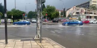 Άνοιξαν οι ουρανοί στη Θεσσαλονίκη: Ποτάμια έγιναν οι δρόμοι