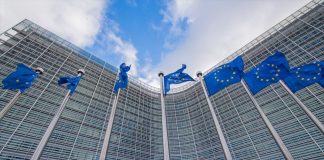 Φον ντερ Λάιεν: Θα εγκρίνουμε ακόμη ένα πακέτο νομοθετικών προτάσεων για την ενέργεια