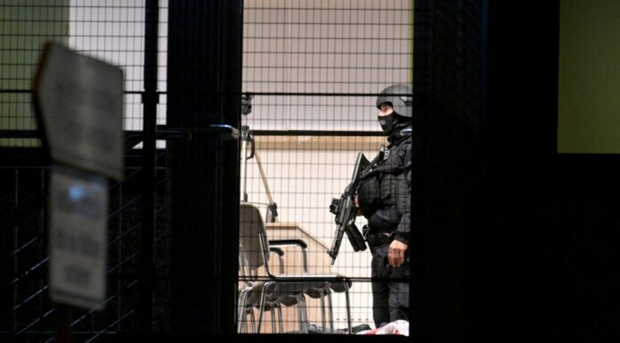 Γερμανία: Μακελειό με 7 νεκρούς από επίθεση σε κέντρο Μαρτύρων του Ιεχωβά