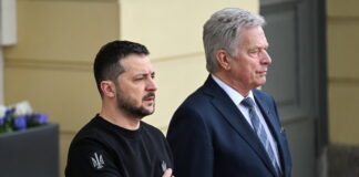 Ζελένσκι από Φινλανδία: Η ουκρανική αντεπίθεση θα αρχίσει σύντομα