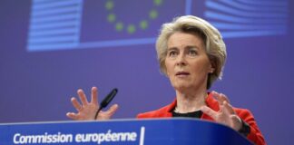 Φον ντερ Λάιεν: Οι επευφημίες τρομοκρατών δεν έχουν καμιά θέση στην Ευρώπη