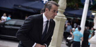 Στην κηδεία του αστυνομικού Γιώργου Λυγγερίδη ο Κ. Μητσοτάκης