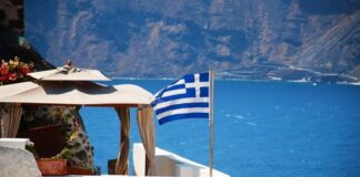 Αισιόδοξα τα μηνύματα για τον ελληνικό τουρισμό το 2024