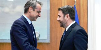 Συνάντηση Μητσοτάκη-Ανδρουλάκη: Σημαντικό να έχουμε έναν ανοιχτό δίαυλο επικοινωνίας