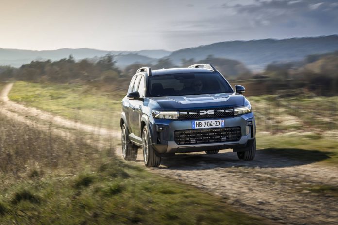 Dacia Bigster Hybrid 155 Journey (11)