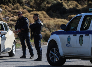 Σε εξέλιξη μεγάλη αστυνομική επιχείρηση στην Κρήτη για ναρκωτικά και όπλα