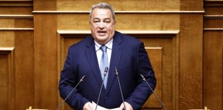 Αναθεώρηση Συντάγματος: Η ΝΔ αποσύρει την πρόταση για ασυμβίβαστο βουλευτή-υπουργού