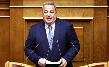 Αναθεώρηση Συντάγματος: Η ΝΔ αποσύρει την πρόταση για ασυμβίβαστο βουλευτή-υπουργού