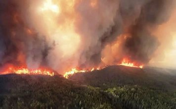 Στις φλόγες ο Καναδάς: Εκτός ελέγχου πάνω από 200 δασικές πυρκαγιές