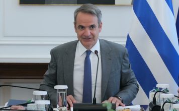 Κ. Μητσοτάκης: Φόρος τιμής στους πεσόντες πυροσβέστες – Παρεμβάσεις για οδική ασφάλεια, νερό, πυρηνική ενέργεια