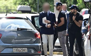 Θάνατος Μαζωνάκη: Στο μικροσκόπιο τα οικονομικά των δύο κατηγορουμένων